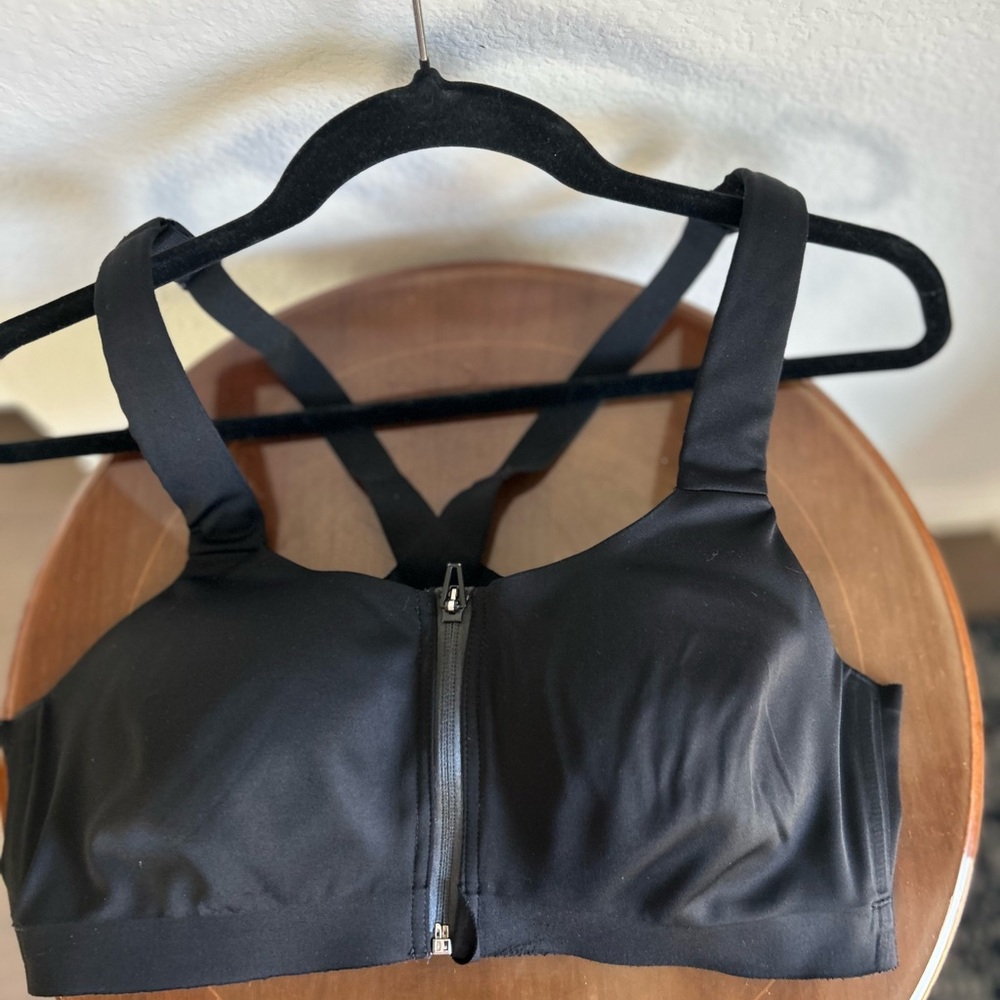 Victoria's Secret Black Zip-Front Sports Bra